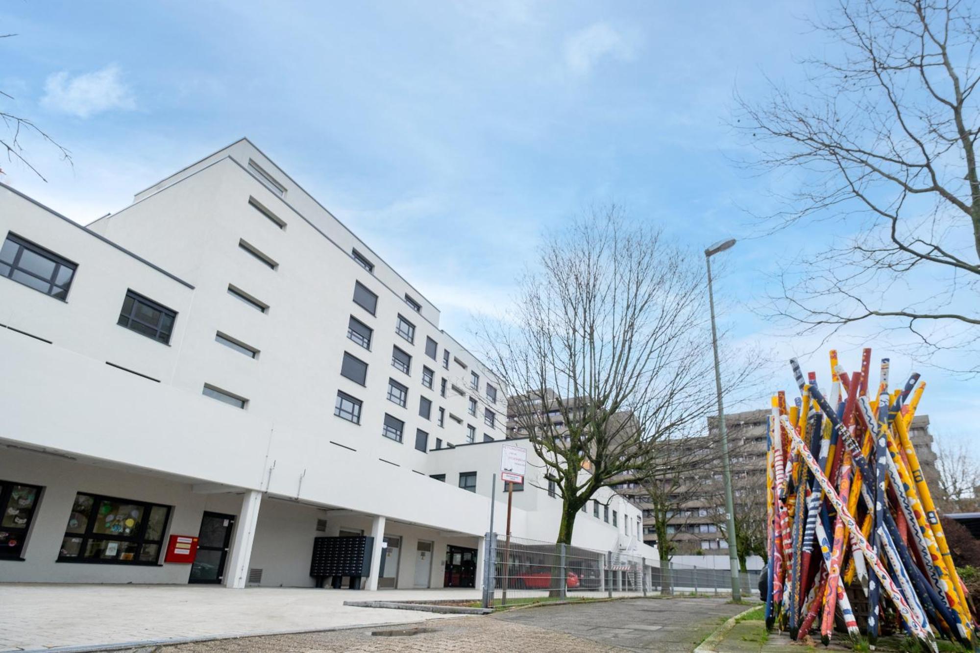 Jade & Jabo - Sehr Schoene Zimmer & Apartements Zum Wohlfuehlen Tageweise & Wochenweise Buchbar Neuss Exterior foto